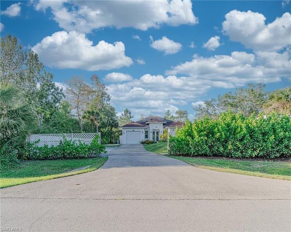 233 39th AVE NE, Naples, FL 34120