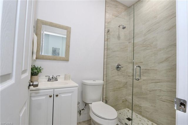 233 39th AVE NE, Naples, FL 34120