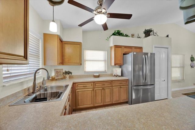 520 SWEETWATER WAY, Haines City, FL 33844