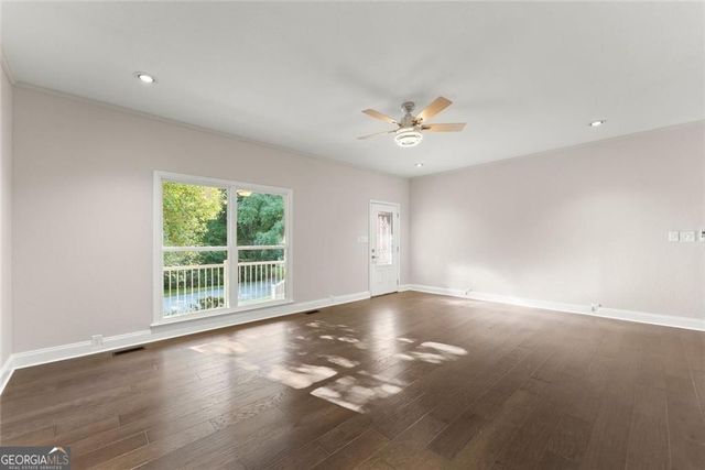 1492 Burns Drive NE, Gainesville, GA 30501