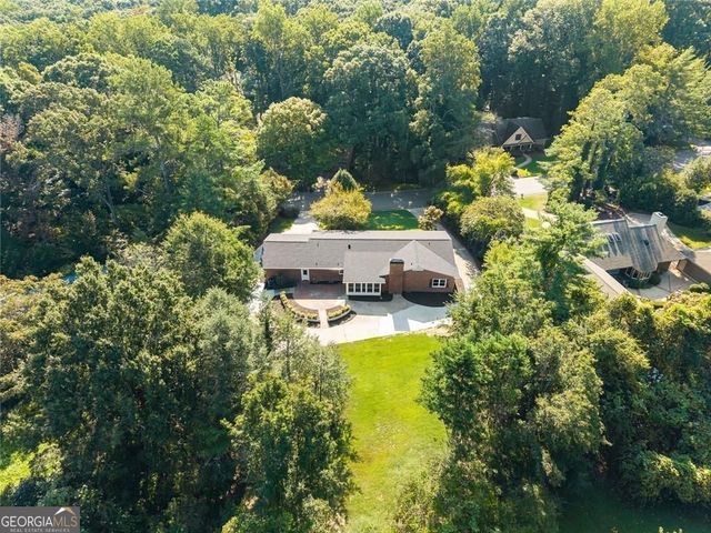1492 Burns Drive NE, Gainesville, GA 30501
