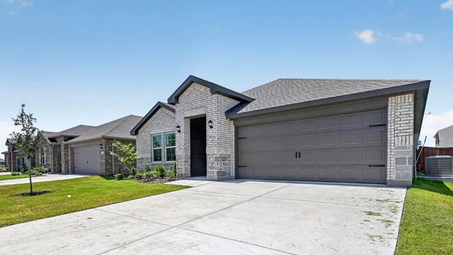 4114 Thistle Drive, Sanger, TX 76266