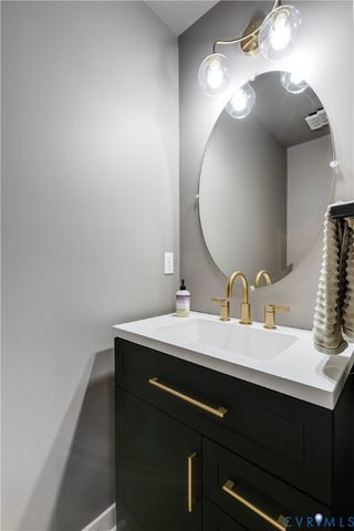 5757 Longbow Ln, New Kent, VA 23124