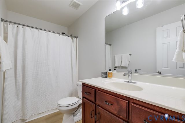 5757 Longbow Ln, New Kent, VA 23124