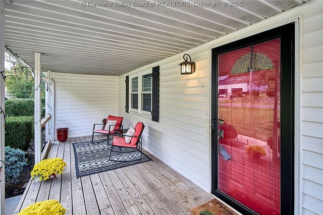 2384 Scary Creek Road, Scott Depot, WV 25560