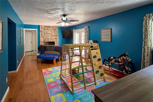 2384 Scary Creek Road, Scott Depot, WV 25560