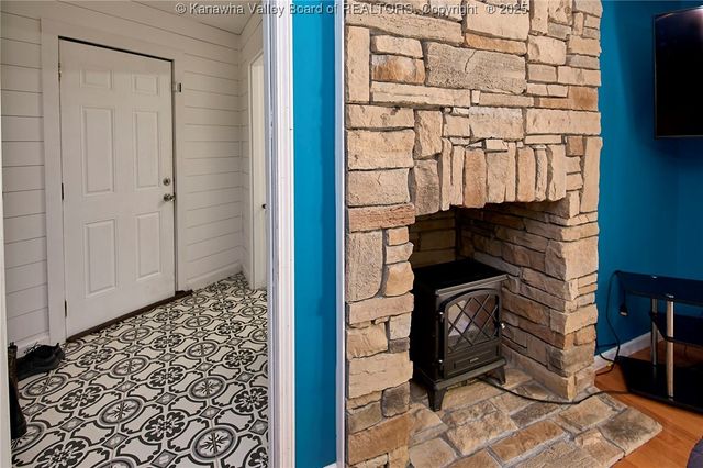 2384 Scary Creek Road, Scott Depot, WV 25560