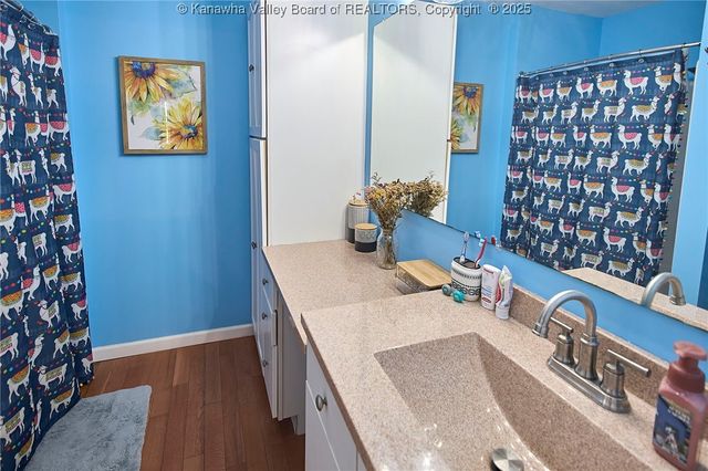 2384 Scary Creek Road, Scott Depot, WV 25560