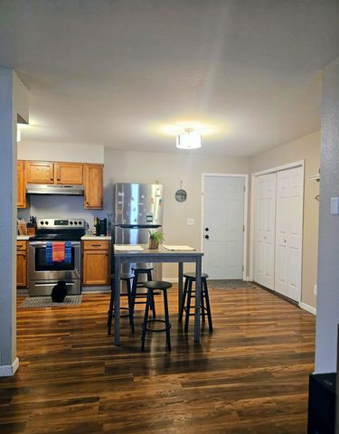 2565 E Atlantic Street, Springfield, MO 65803