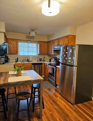 2565 E Atlantic Street, Springfield, MO 65803