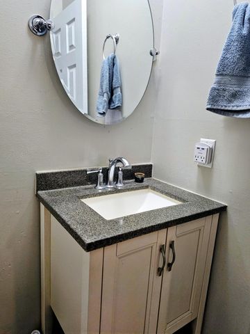 2565 E Atlantic Street, Springfield, MO 65803