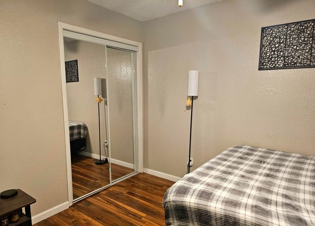 2565 E Atlantic Street, Springfield, MO 65803