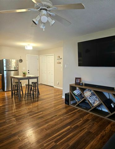 2565 E Atlantic Street, Springfield, MO 65803