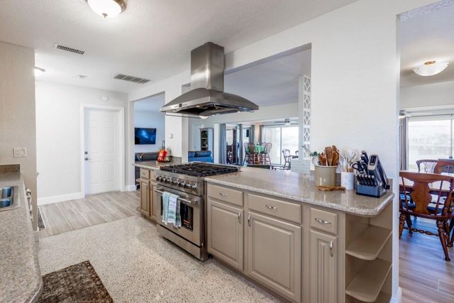 16114 5TH STREET E, Redington Beach, FL 33708