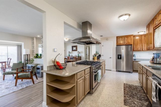 16114 5TH STREET E, Redington Beach, FL 33708