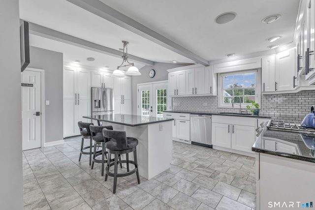 6 Norwood Terrace, Trumbull, CT 06611