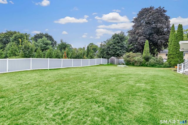6 Norwood Terrace, Trumbull, CT 06611