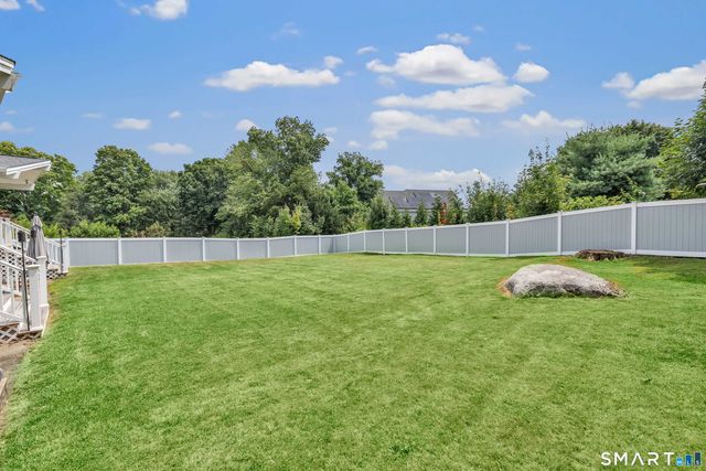 6 Norwood Terrace, Trumbull, CT 06611