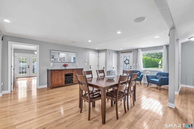 6 Norwood Terrace, Trumbull, CT 06611