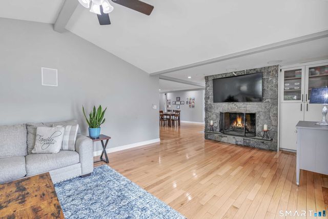 6 Norwood Terrace, Trumbull, CT 06611