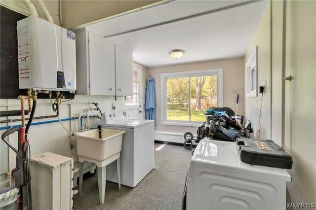 126 Country Parkway, Amherst, NY 14221