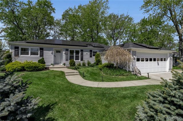 126 Country Parkway, Amherst, NY 14221