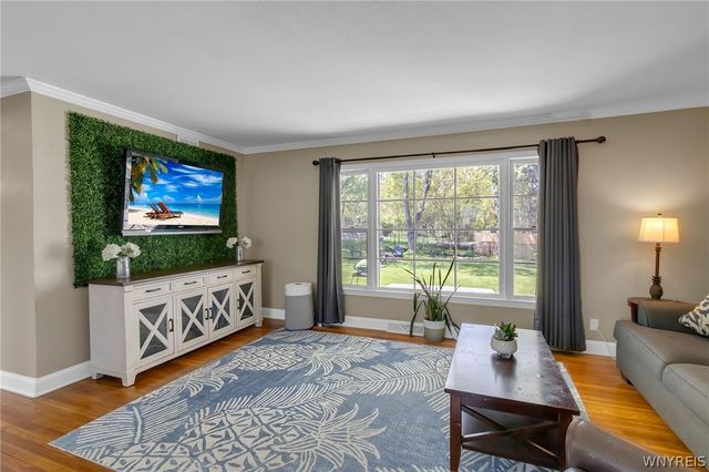 126 Country Parkway, Amherst, NY 14221