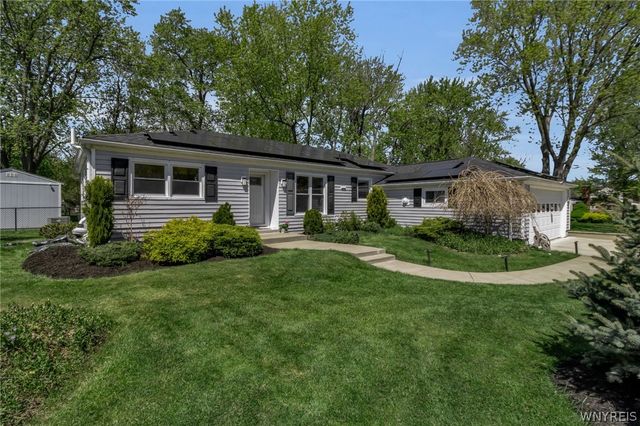 126 Country Parkway, Amherst, NY 14221