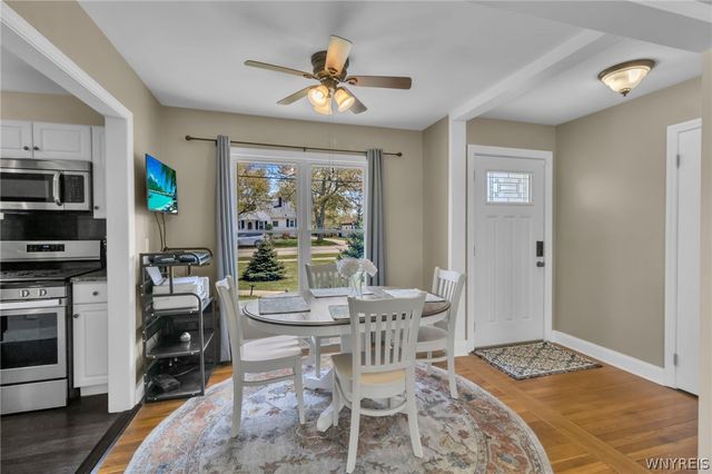 126 Country Parkway, Amherst, NY 14221
