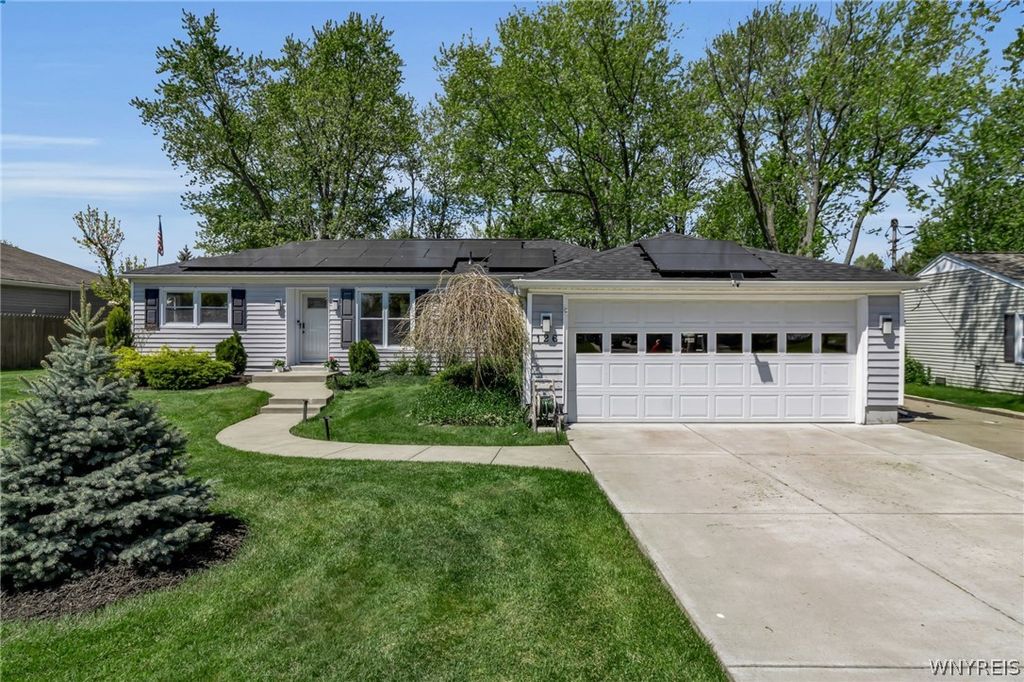 126 Country Parkway, Amherst, NY 14221