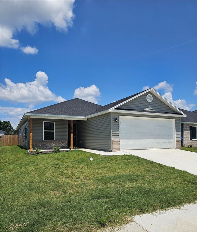 2620 E Gila Street, Fayetteville, AR 72701