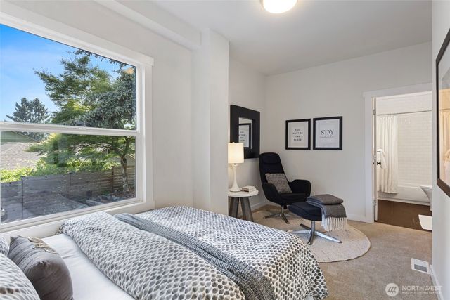 4137 41st Avenue S, Seattle, WA 98118