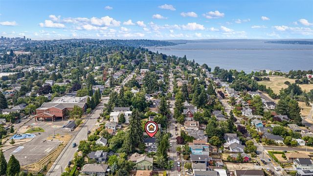 4137 41st Avenue S, Seattle, WA 98118