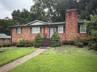 1507 Berwick Road, Winston-salem, NC 27103