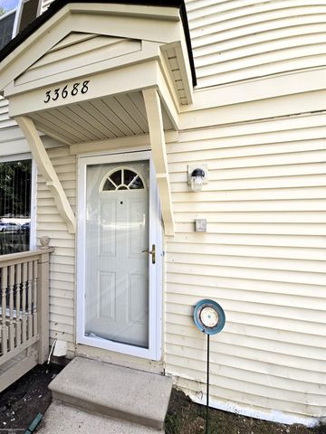 33688 Bayview Drive, New Baltimore, MI 48047