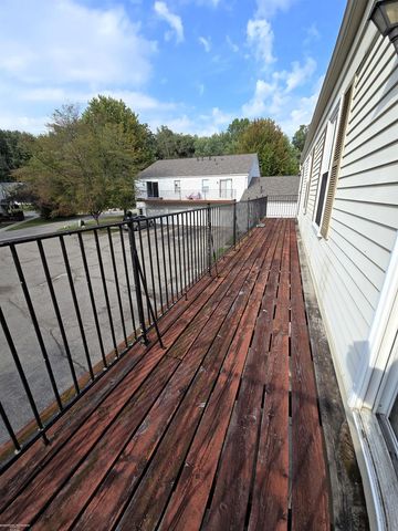 33688 Bayview Drive, New Baltimore, MI 48047
