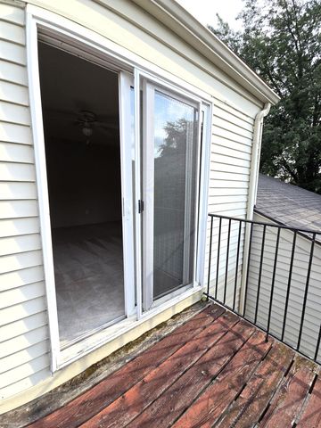 33688 Bayview Drive, New Baltimore, MI 48047