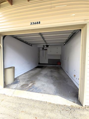 33688 Bayview Drive, New Baltimore, MI 48047