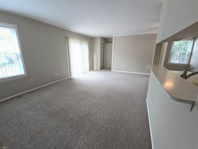 33688 Bayview Drive, New Baltimore, MI 48047