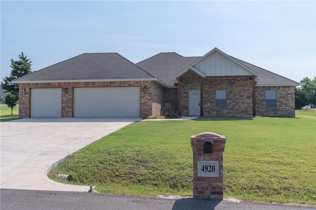 4920 Meadow Lane, Guthrie, OK 73034