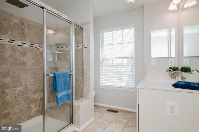 8402 STANSBURY LAKE DR, Baltimore, MD 21222