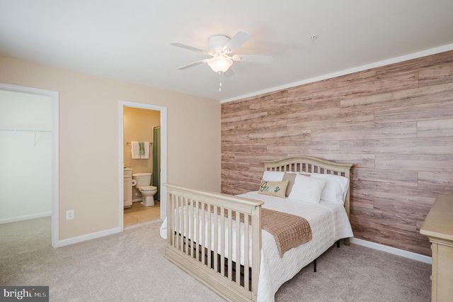 8402 STANSBURY LAKE DR, Baltimore, MD 21222