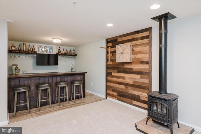 8402 STANSBURY LAKE DR, Baltimore, MD 21222