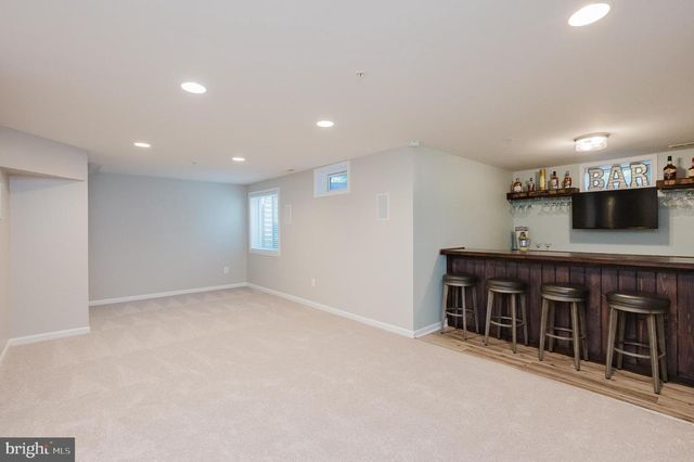 8402 STANSBURY LAKE DR, Baltimore, MD 21222