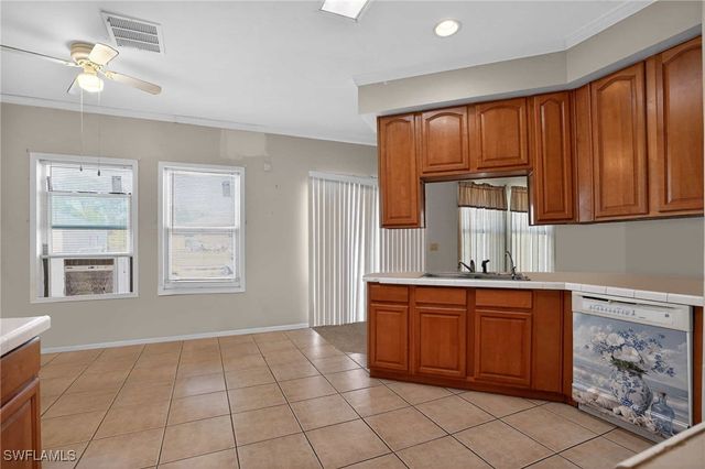 2808 34th ST SW, Lehigh Acres, FL 33976