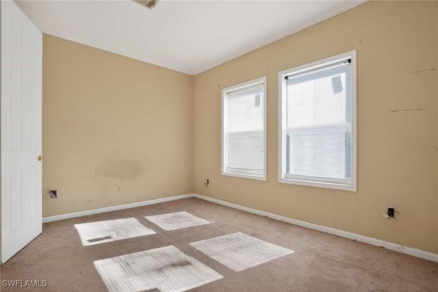 2808 34th ST SW, Lehigh Acres, FL 33976