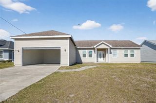 2808 34th ST SW, Lehigh Acres, FL 33976