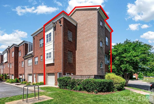 262 Harbour Place Drive 15, Davidson, NC 28036