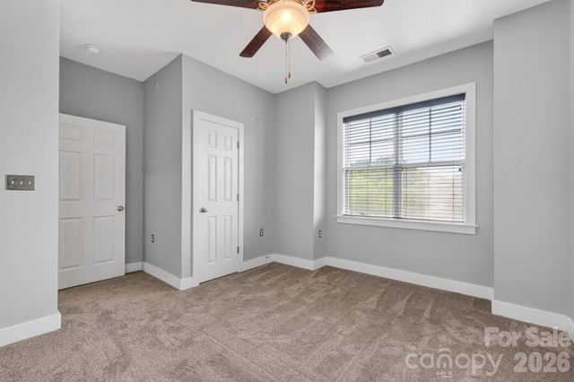 262 Harbour Place Drive 15, Davidson, NC 28036
