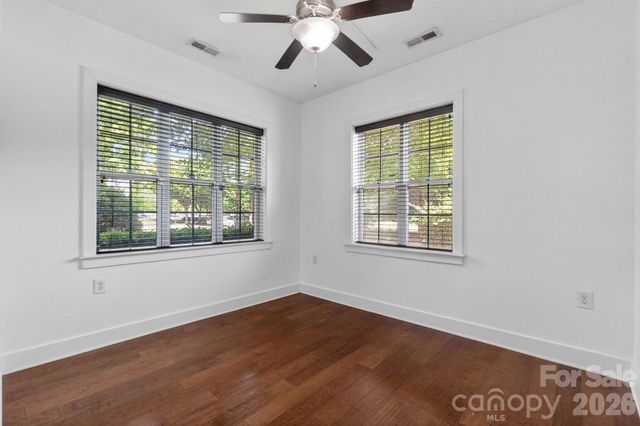 262 Harbour Place Drive 15, Davidson, NC 28036